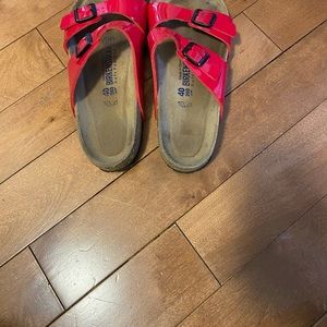 Lightly used. Good condition